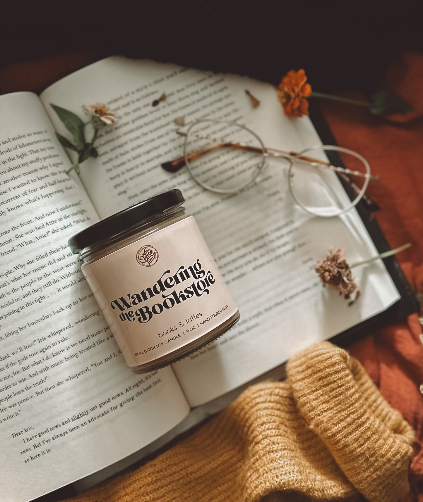 Wandering the Bookstore Candle | 9 oz