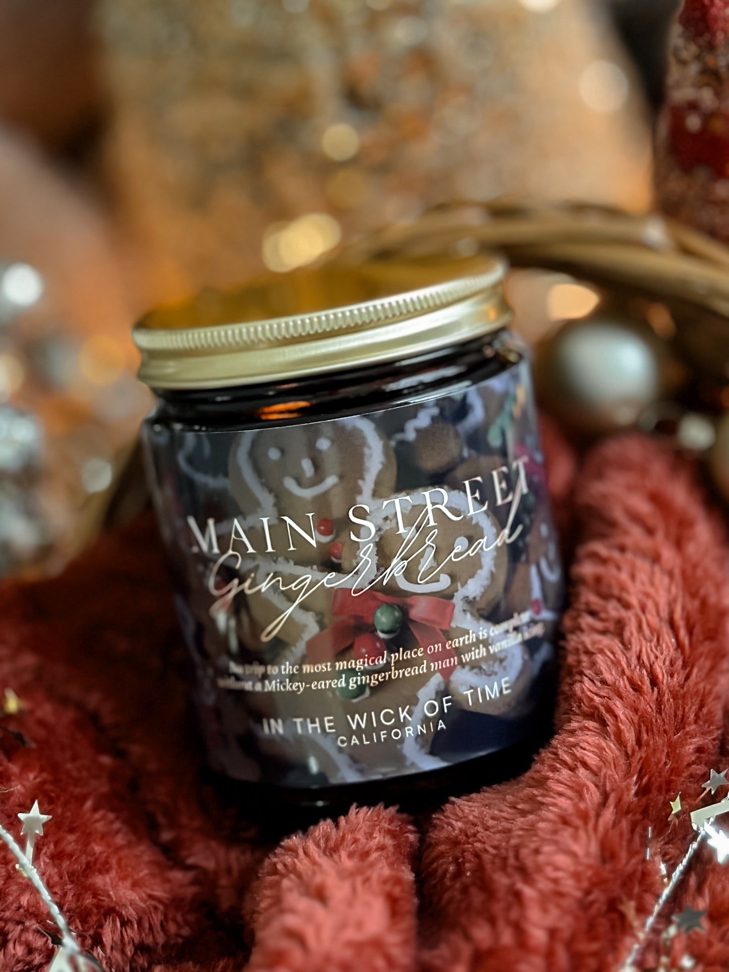 Main Street Gingerbread Candle