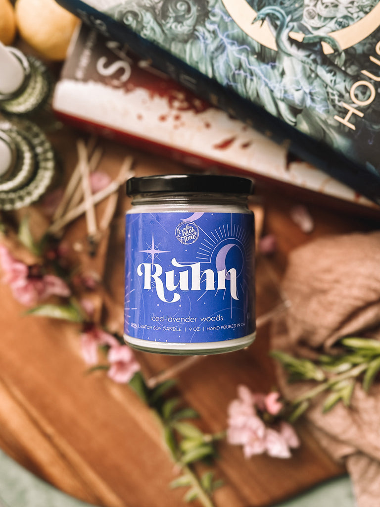 Ruhn Candle